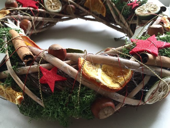 1632442068 481 DIY make an advent wreath Christmas wreath ideas - DIY: make an advent wreath, Christmas wreath ideas